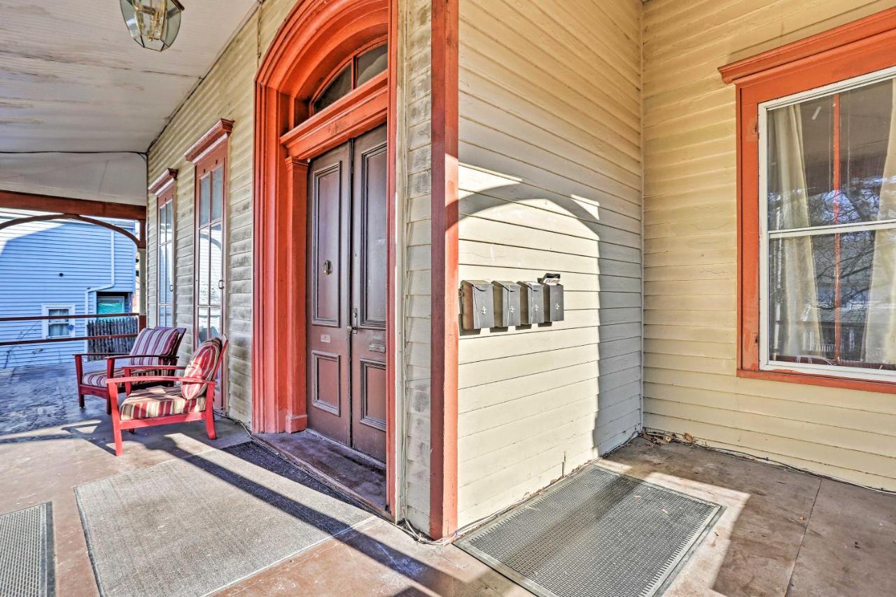 Historic Poughkeepsie Apt - Walkable Location Eksteriør bilde